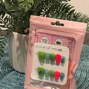 Vibrant Press-On Nails - Green, Pink, Blue